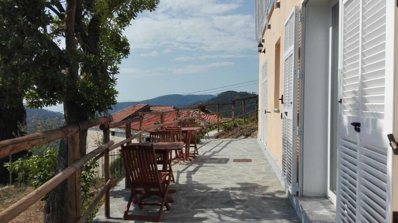 Colpi Di Timone B&B ฟีนาเลลีกูเร ภายนอก รูปภาพ